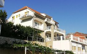 Apartmani Mate